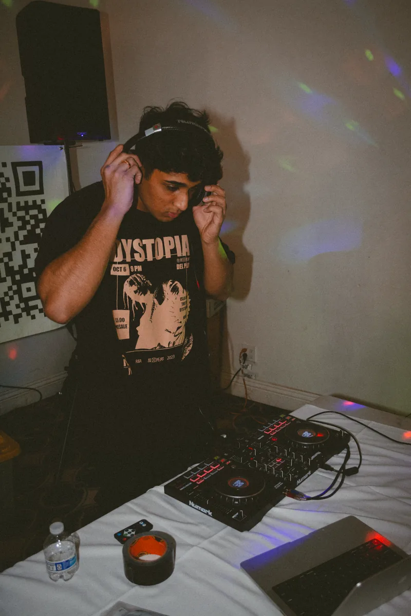 Nightlife photography by Shmitty Media at RXR in West Hills